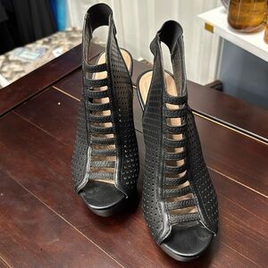 Nine West wedges!  Like new